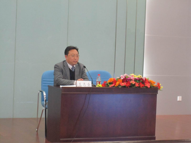 2010042006-bl.jpg