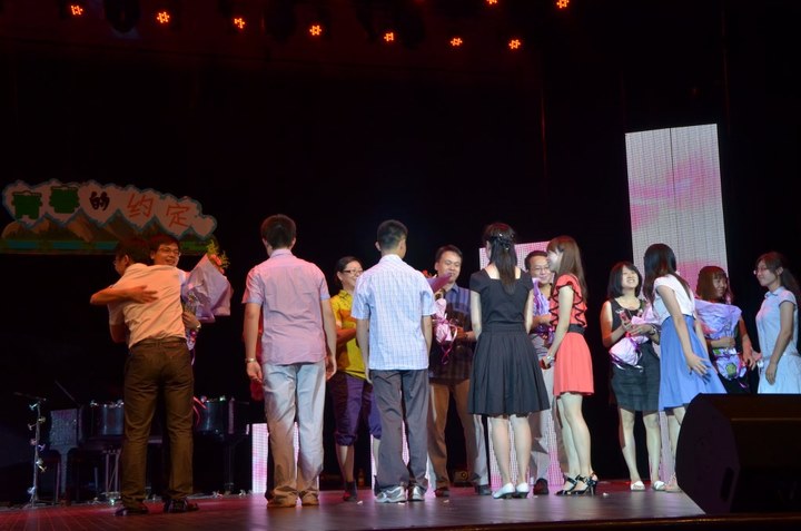 prj2012061207.jpg