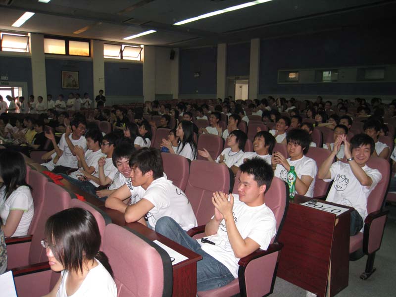 2009052512-cxn.jpg
