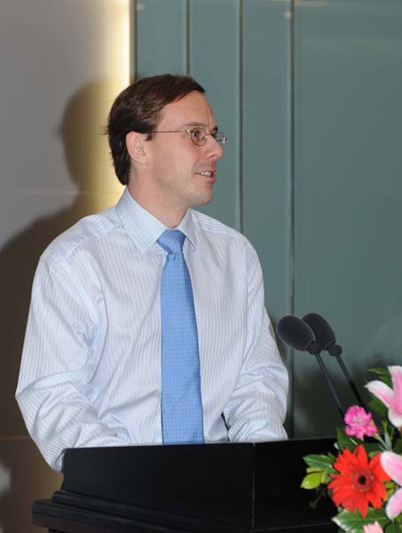2010090718xg.jpg