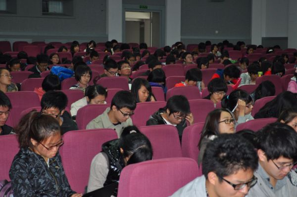 2012102505hm.jpg