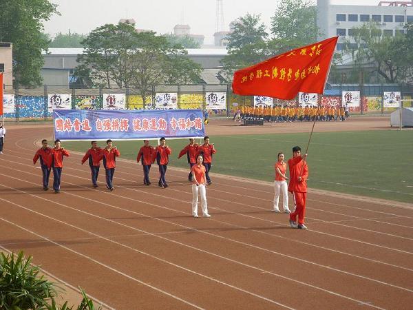 2010051102_zjl.jpg