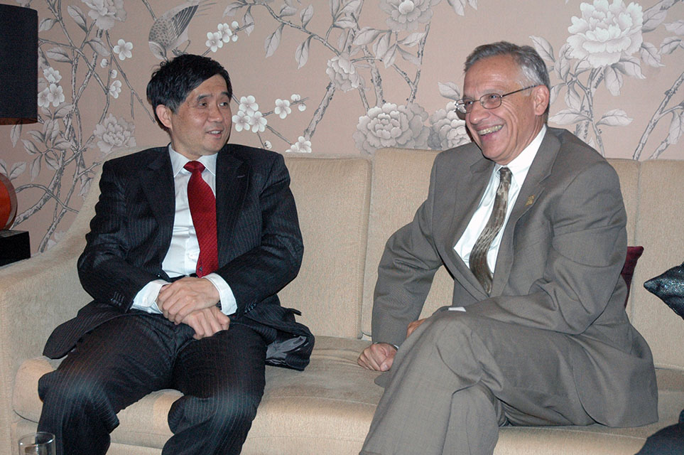 2011102509xg.jpg