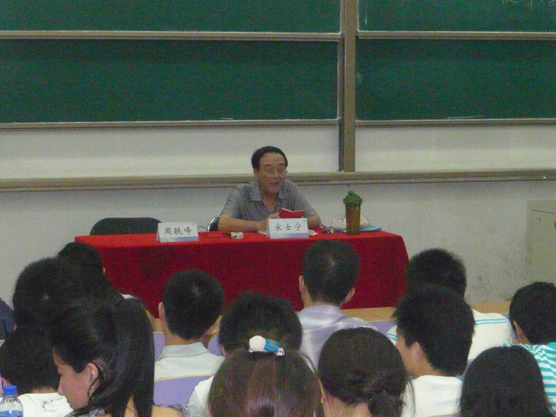 2010071301_zjl.jpg