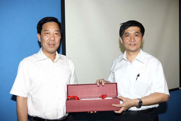 2010052803wz.jpg