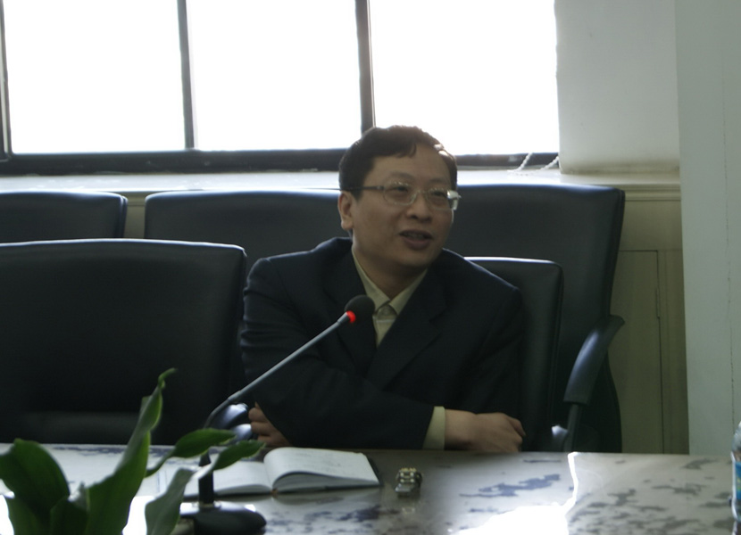 2010101101-wah.jpg