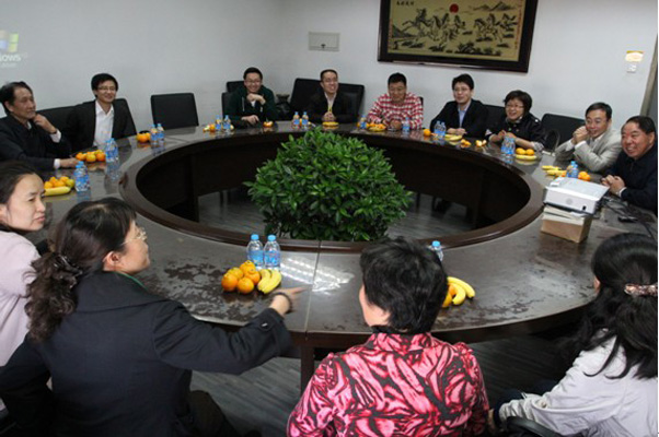 2010101813-wah.jpg