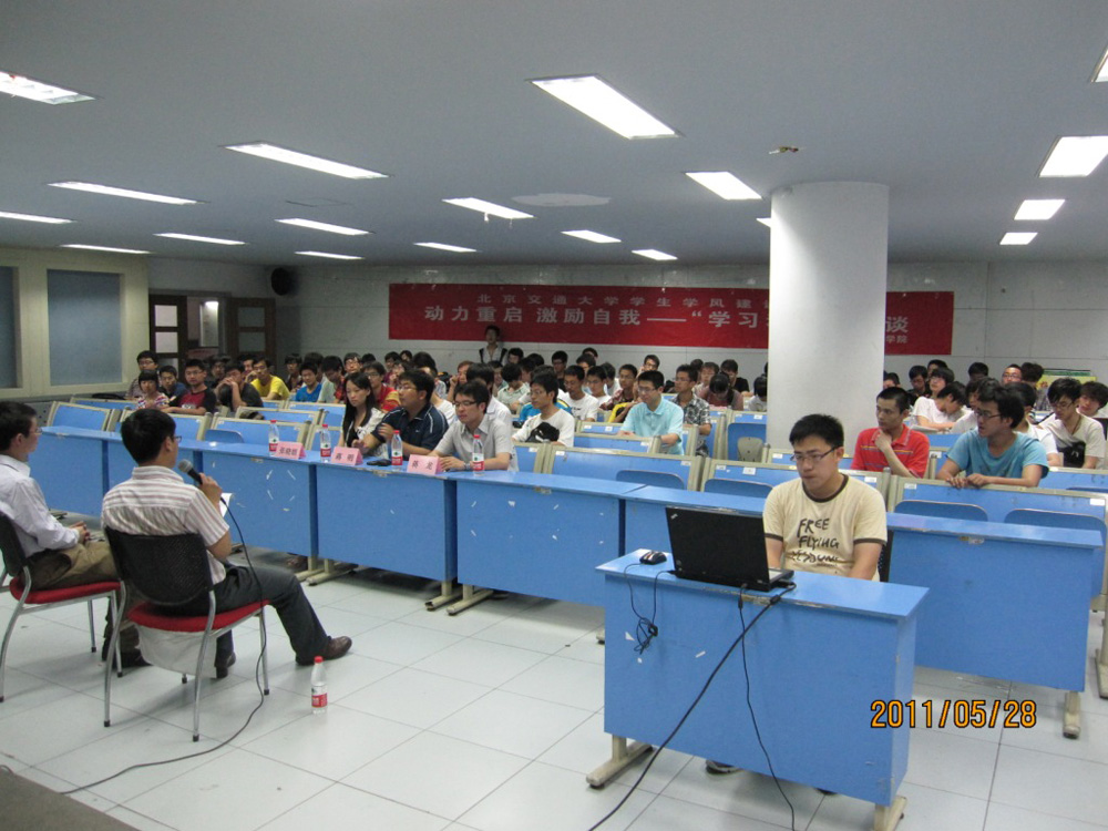 2011053105cbq.jpg