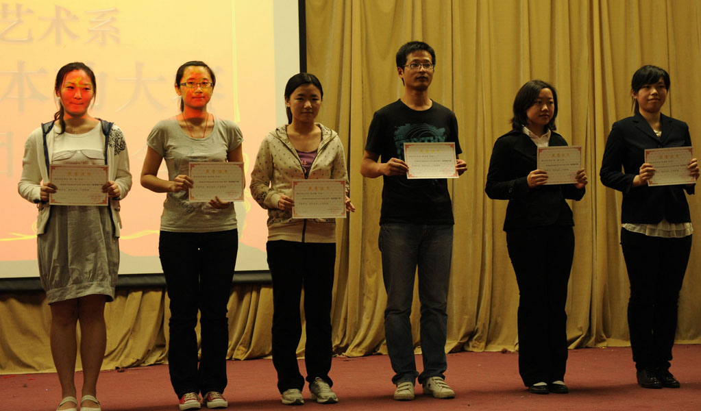 2010051403-jx.jpg