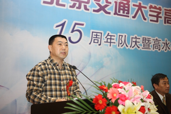 2011112115xg.jpg