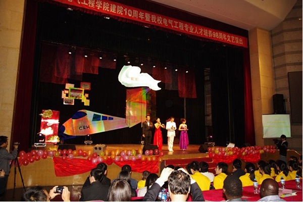 2010101811-wah.jpg