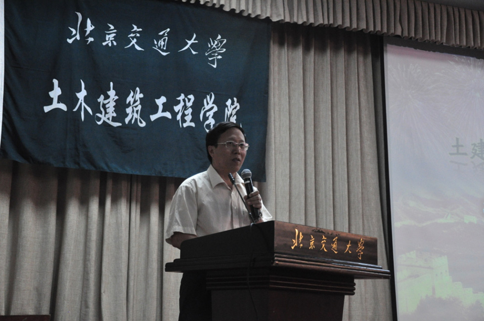 2011052403cbq.jpg