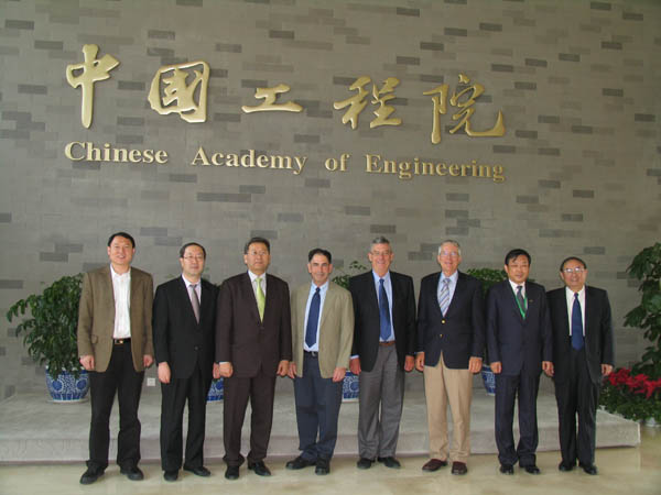 2011051130-tcl.jpg