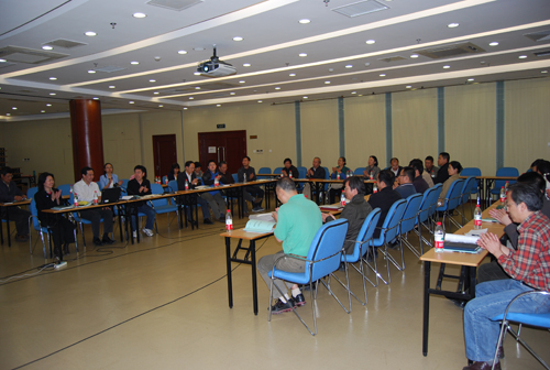 2013研究生工作会.JPG