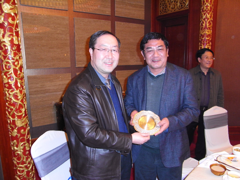 09021402_mh.jpg