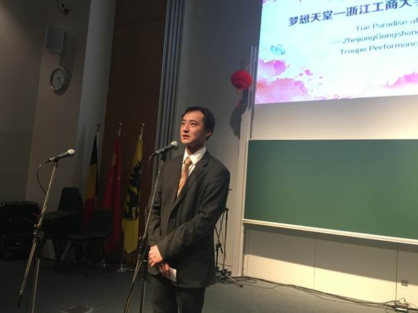说明: C:\Users\HP\Desktop\中国驻比利时大使馆马凯.jpg 说明: C:\Users\HP\Desktop\中国驻比利时大使馆马凯.jpg