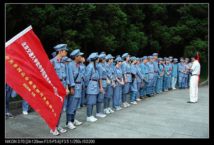 2010102157-wah.jpg