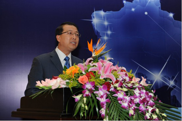 2010102519-wah.jpg