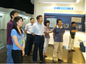 2010111858tcl.jpg