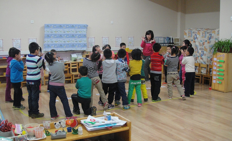 幼儿园延时服务班顺利开班_副本.jpg