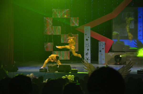 2010112212-mh.jpg