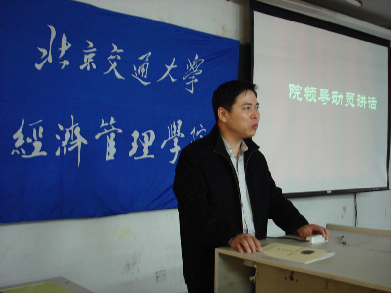 2010110107-wah.jpg