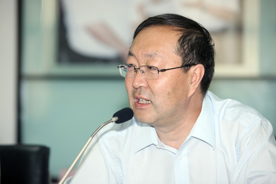 2010062454xg.jpg