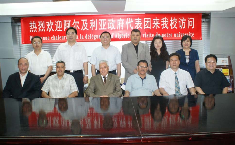 2009060103-cxn.jpg