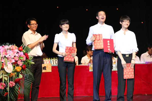 2012052213lj.jpg