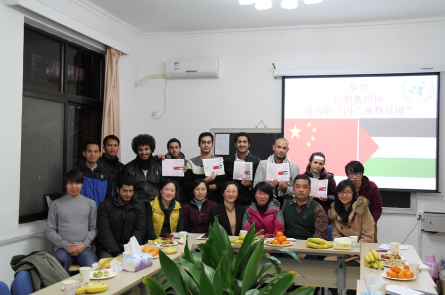 QQ截图20121204161235.jpg