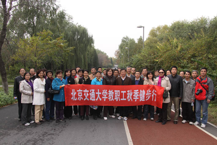 2011110401cbq.jpg