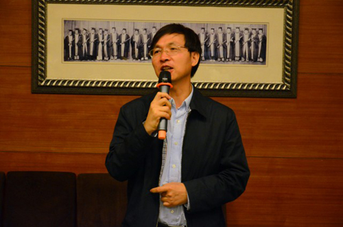 2012101503wm.jpg