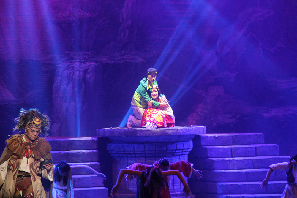 高雅艺术进校园之音乐剧昆仑神话在我校上演