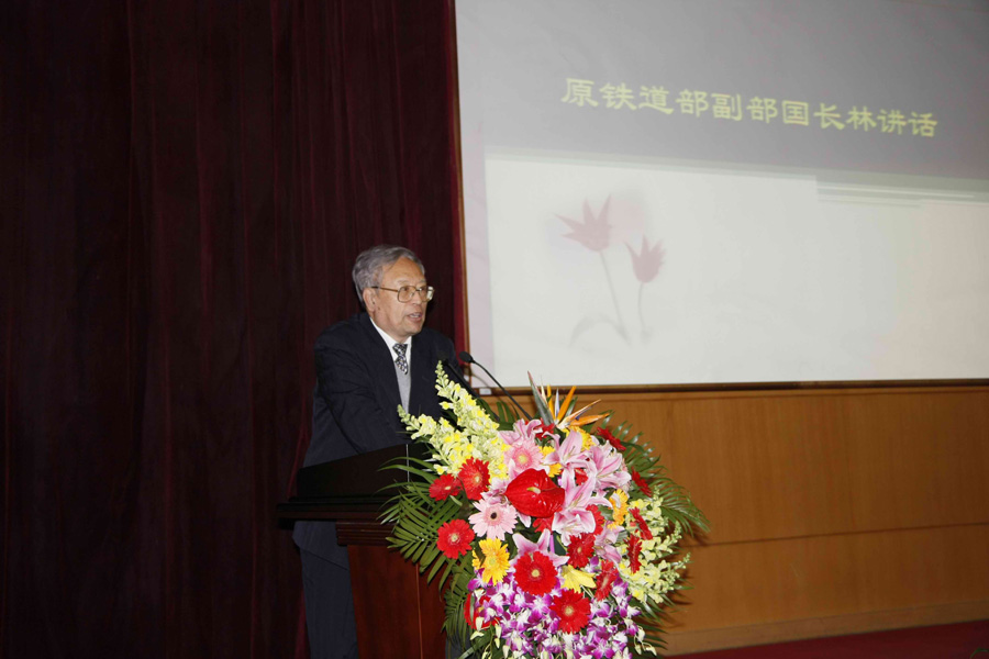 2010110839-wah.jpg