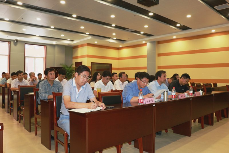 新闻照片2.JPG