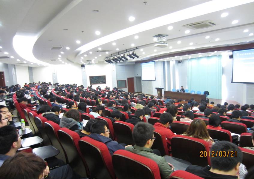 2012032304wht.jpg