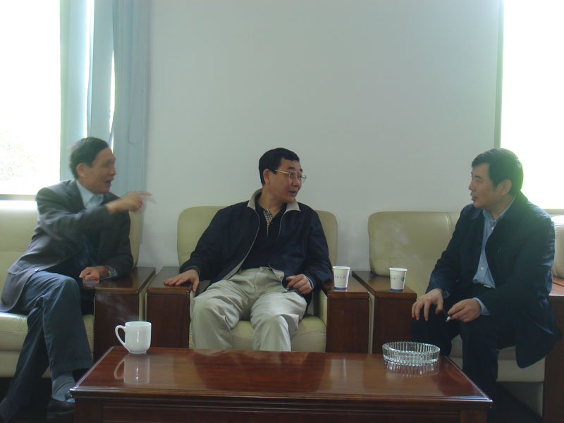 09041706_xg.jpg