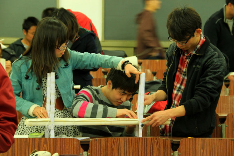 2011032106xp.jpg
