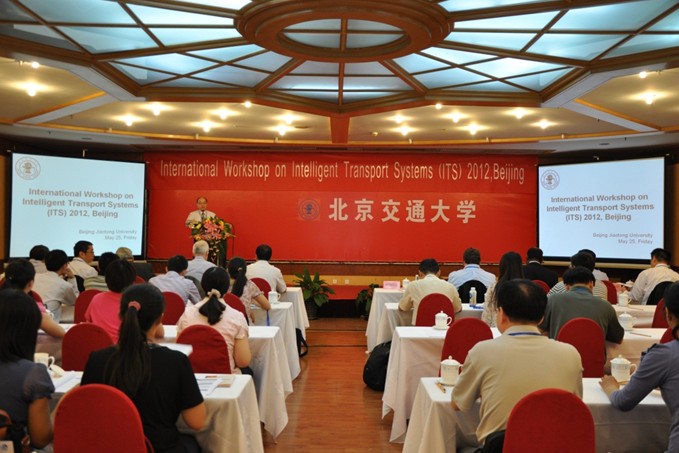 QQ截图20120529083536.jpg