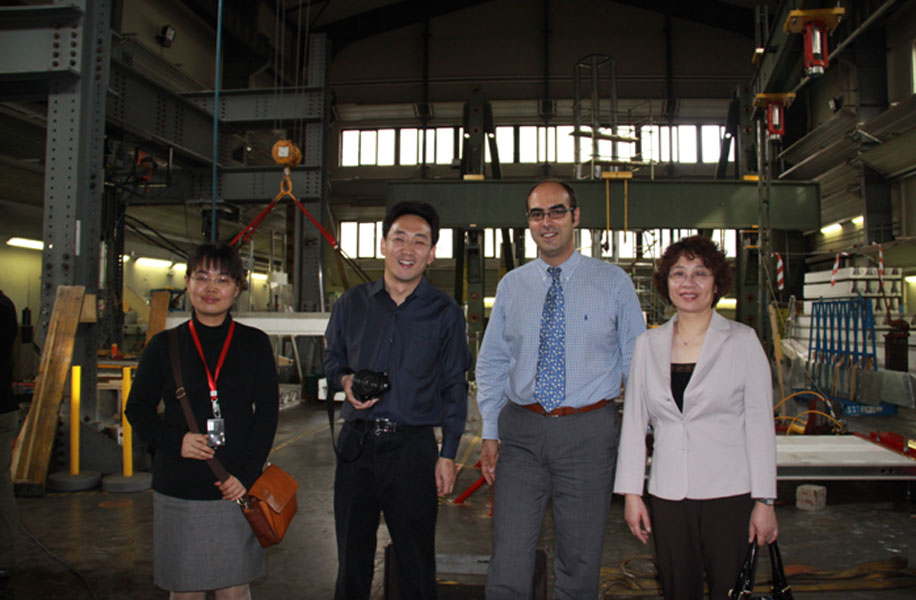 09102209-bl.jpg