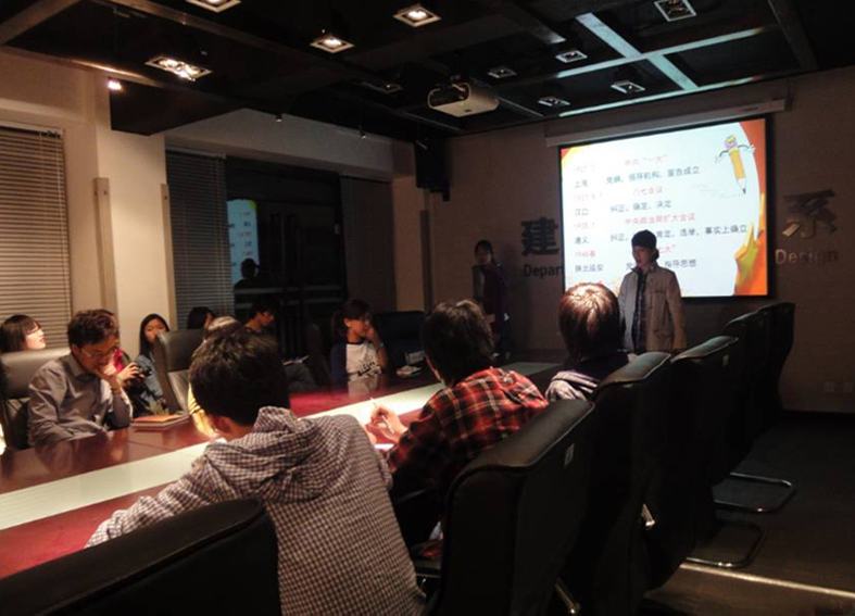 2011051813-tcl.jpg