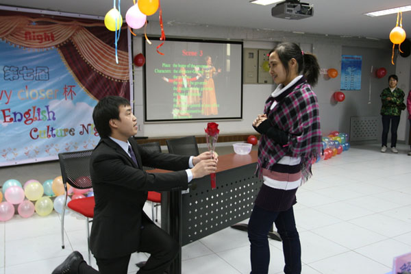 2010120103-mh.jpg