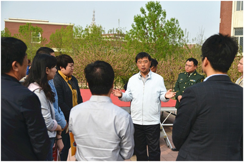 75ef0823de669ff4b8e32a0b45aee45a.jpg