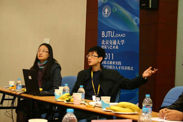 2011113002mxh.jpg