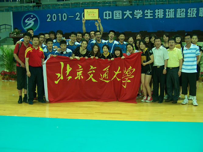 2011061403xg.jpg