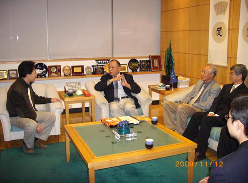2009112014-jx.jpg