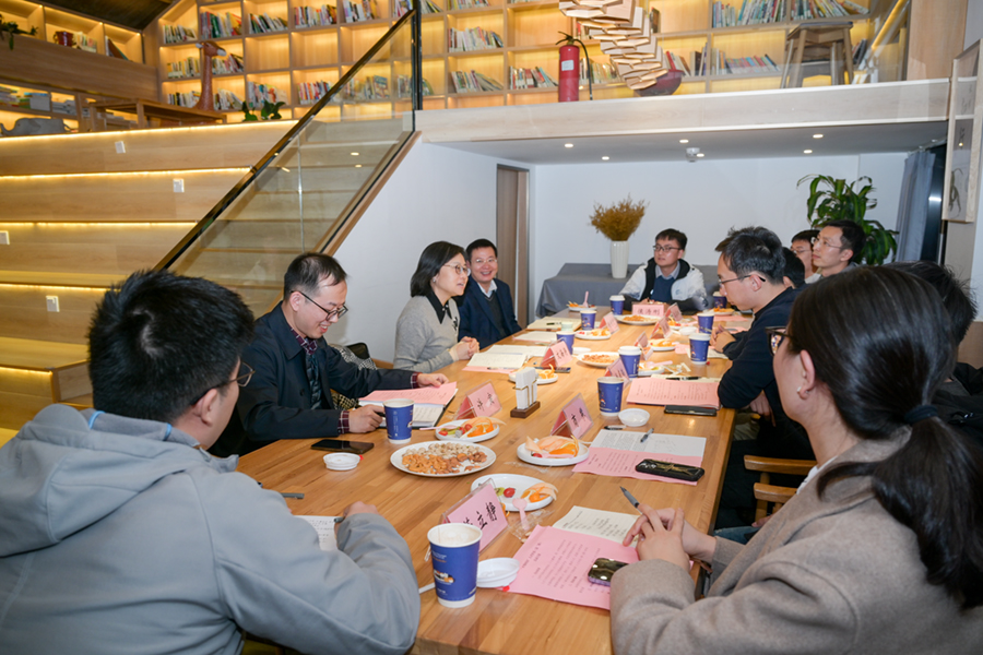 人事处、教师工作部举办第二期“才俊时间”人才沙龙