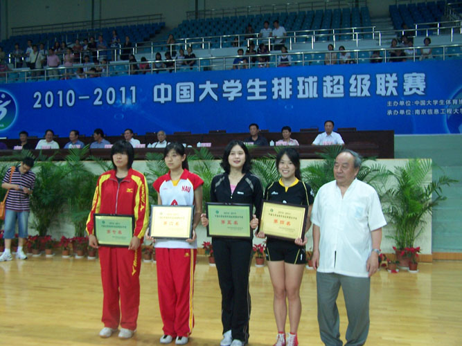 2011061401xg.jpg