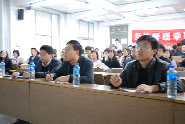 2010111501-mh.jpg