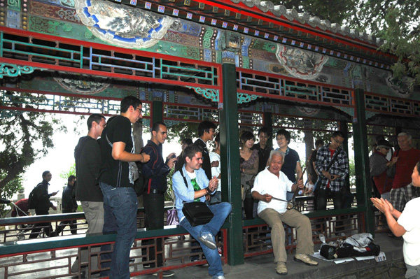 2011091509xg.jpg